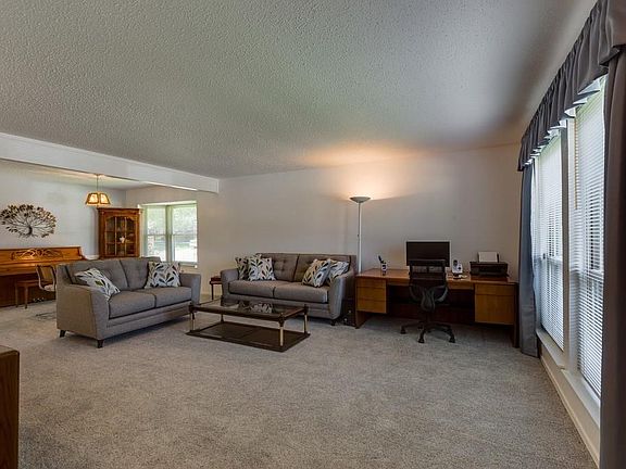 5th image of 3400 N Sage Ct