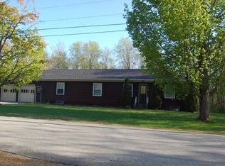 10 Corkins St, Derby Line, VT 05830