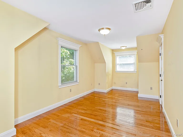 442 River Rd — Photo 15