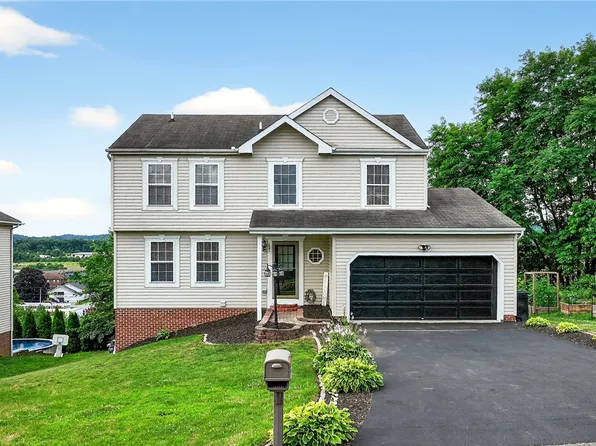 142 Stratford Ct, New Stanton, PA 15672