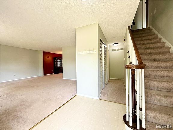 3rd image of 15450 Shadyford Ct