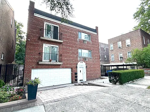 6037 Delafield Ave #3 Photo 1