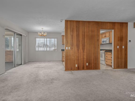 4th image of 647 NW 3rd St