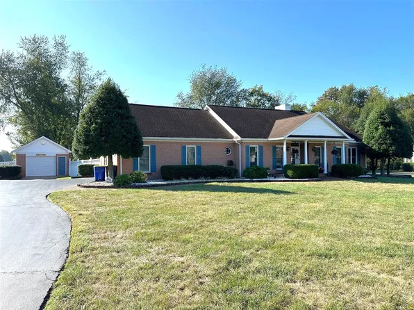 110 Oak Pointe Ct, Bowling Green, KY 42103