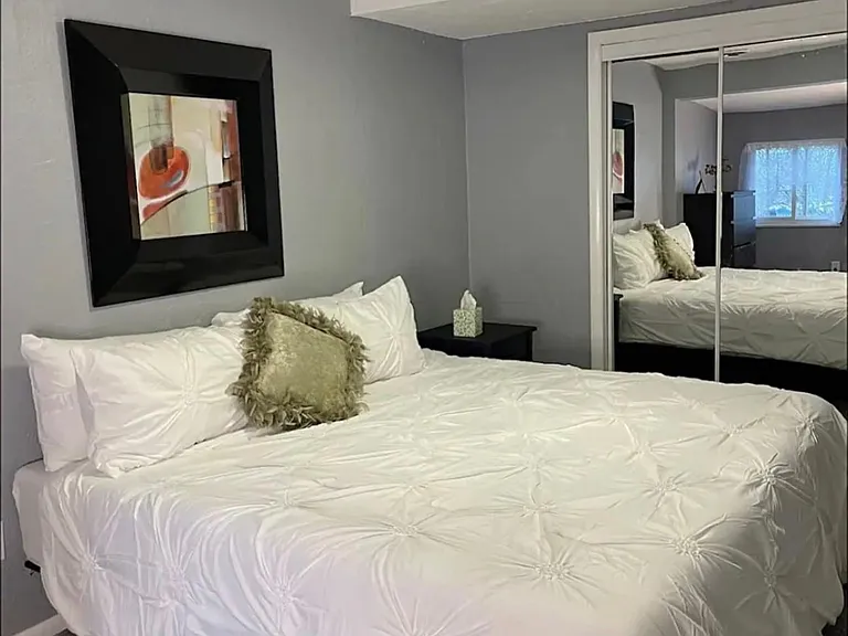 2330 Buena Vista St #B — Photo 4