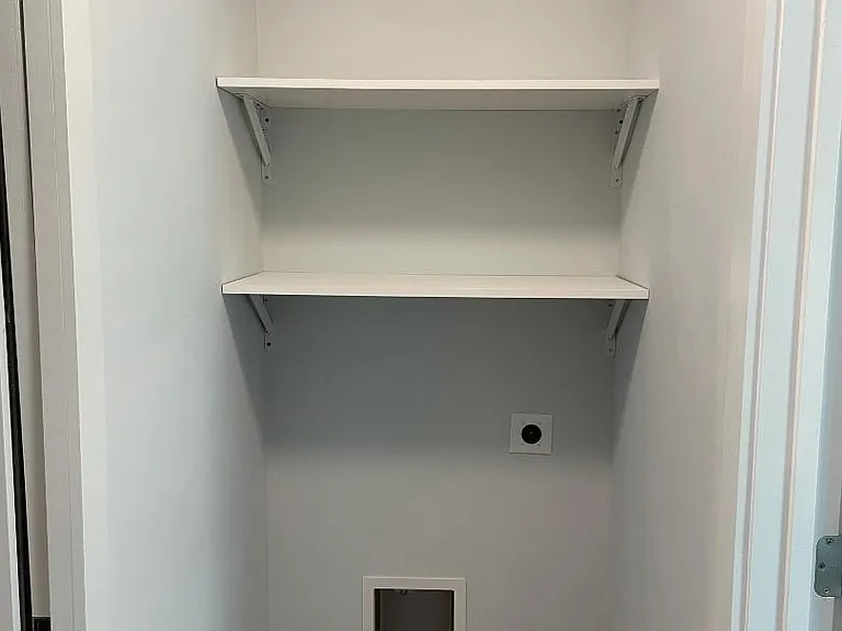 Unit Photo