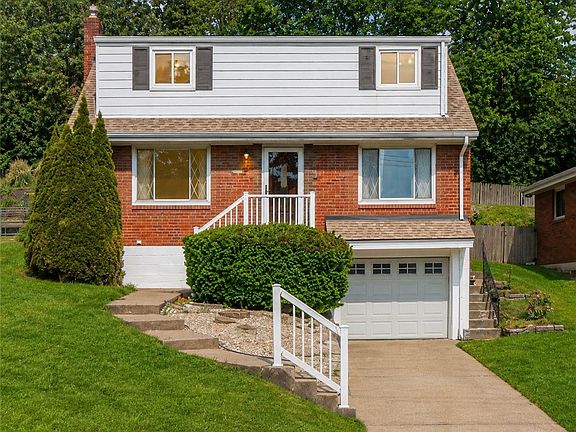 2nd image of 4826 Poplar St