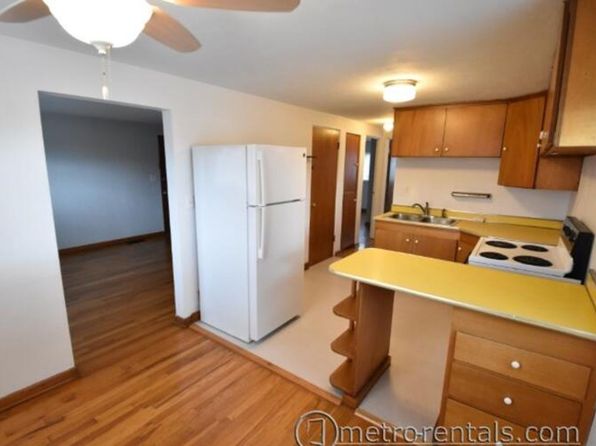 2686-2688 Hibbert Ave