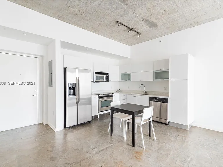 133 NE 2nd Ave #4 — Photo 4