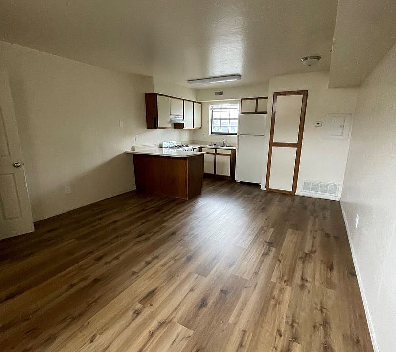 1st image of 512 W Santa Fe Ave #19-508