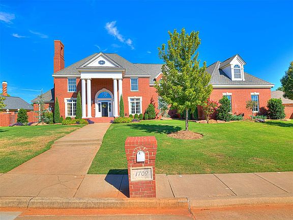 4th image of 1709 Irvine Dr