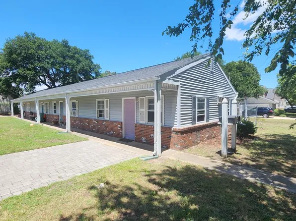 14th Bay, 9609 14th Bay St APT A, Norfolk, VA 23518