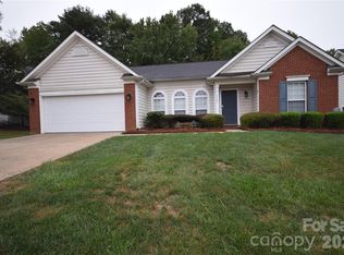 3703 Sipes Ln, Charlotte, NC 28269