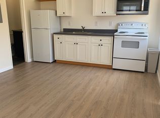 1877 Gardenia Ave, Long Beach, CA 90806