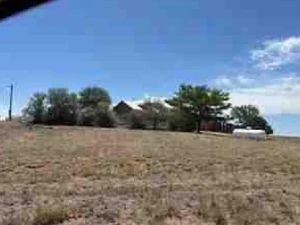 5 Yucca Ln, Moriarty, NM 87035
