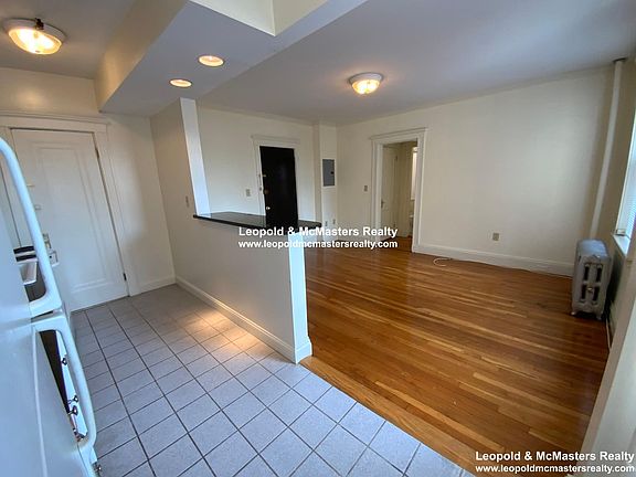 2nd image of 119 Park Dr #24