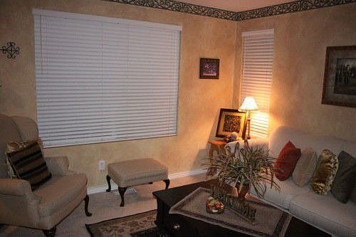 3rd image of 1405 N Durocher Ln