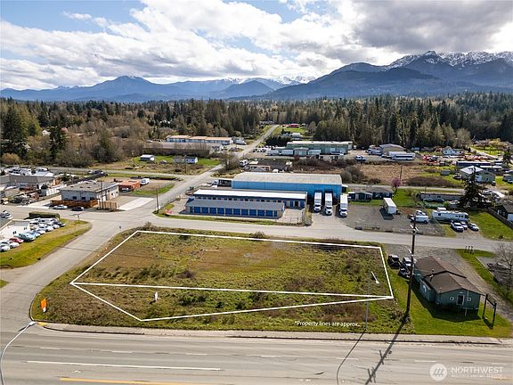 3rd image of 0 S Bay View Ave