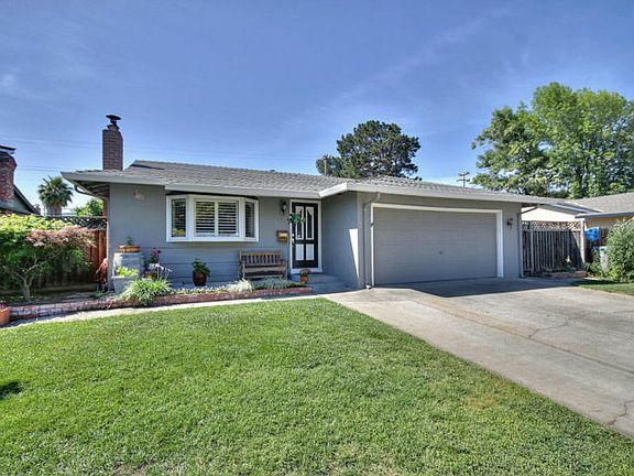 2nd image of 1632 Almond Blossom Ln