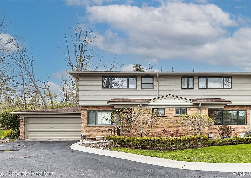 102 E Hickory Grove Rd, Bloomfield Hills, MI 48304 Zillow