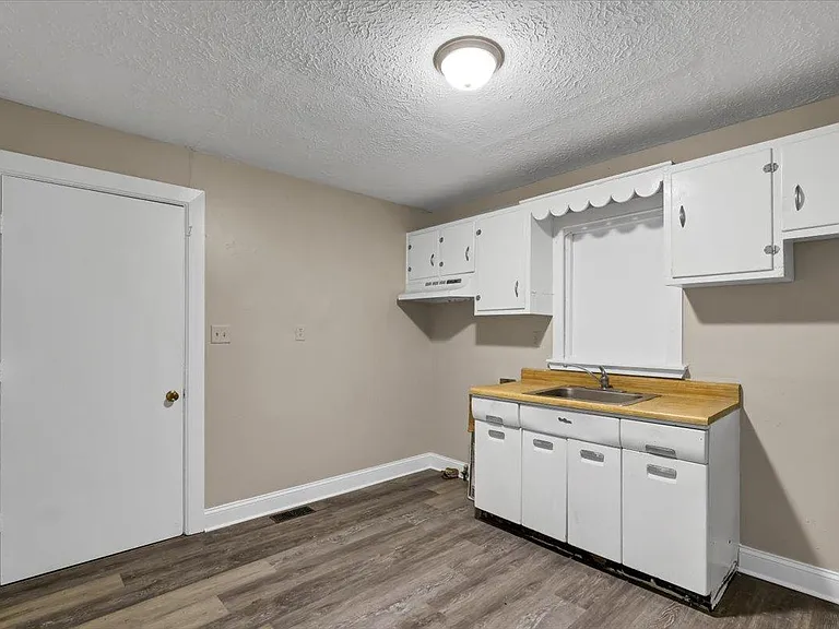 3328 Farnsley Rd — Photo 13