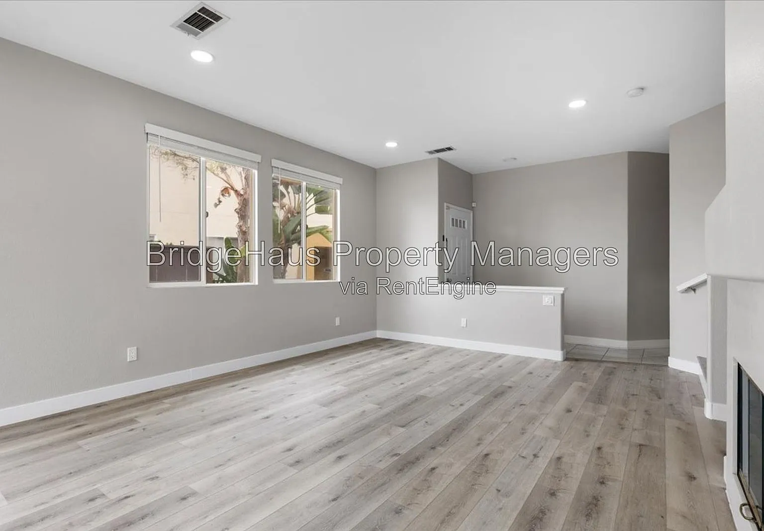 2 bed, 2.5 bath, 1200 sqft, $3,350 — Photo 4