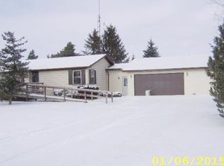 2643 Forester Rd, Deckerville, MI 48427