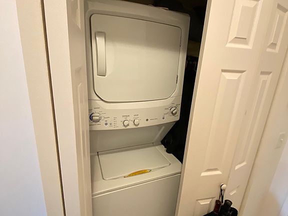 5th image of 115 Levering St #302