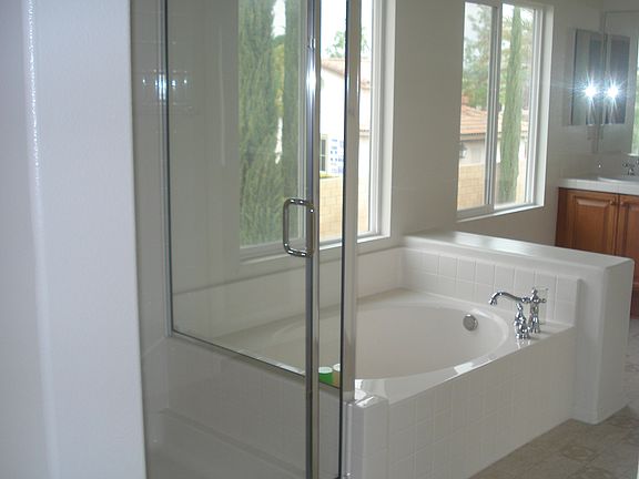 5th image of 323 N Marin Privado