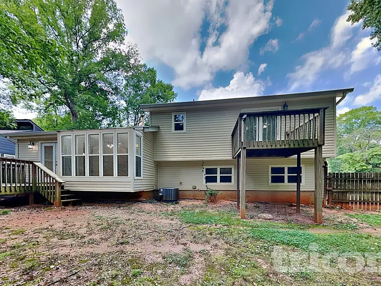 6583 Oakwood Dr — Photo 15