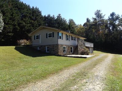 803 Hidden Valley Rd, Hillsville, VA, 24343