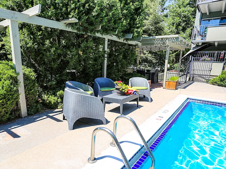 The Delano — Photo 9