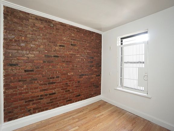 4th image of 432 W 163rd St APT 12A