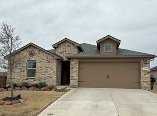 9301 Hill Topper Trl, Fort Worth, TX 76131