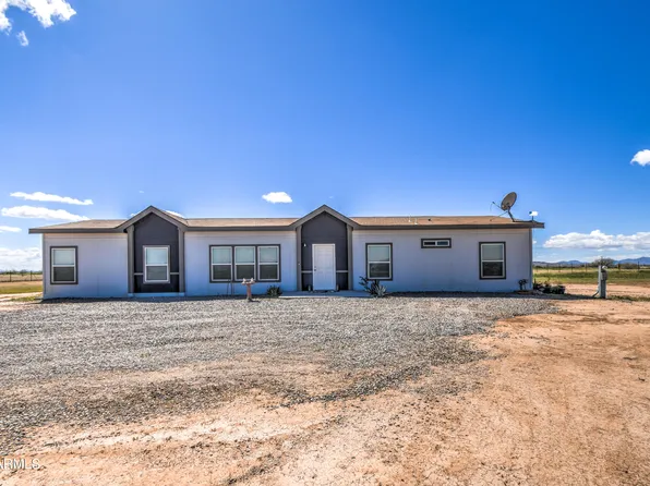 11099 W EQUESTRIAN Drive, Casa Grande, AZ 85193