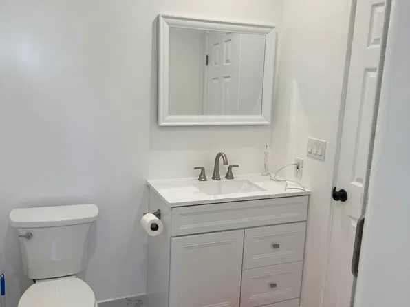 4954A 5th St, Carpinteria, CA 93013