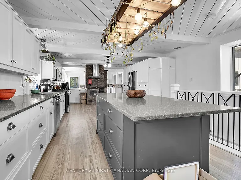 23992 Denfield Rd — Photo 14