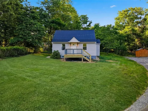 2913 E Bardonner Rd, Gibsonia, PA 15044