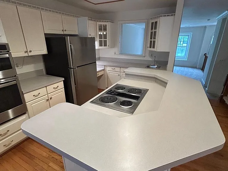 3945 Valley Ridge Dr — Photo 8
