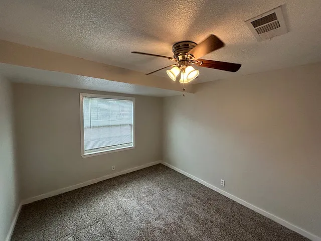 209 E Linda Dr — Photo 8