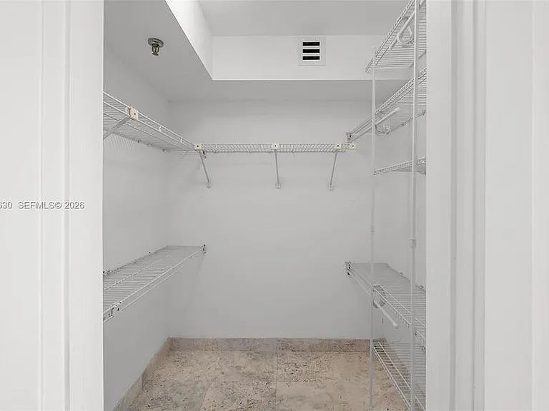 2575 S Bayshore Dr #4A — Photo 17