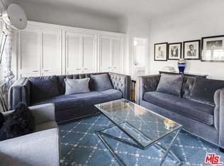 2045 Glencoe Way #B, Los Angeles, CA 90068