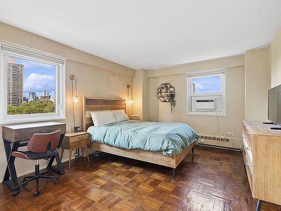 5th image of 215 Adams St APT 10B