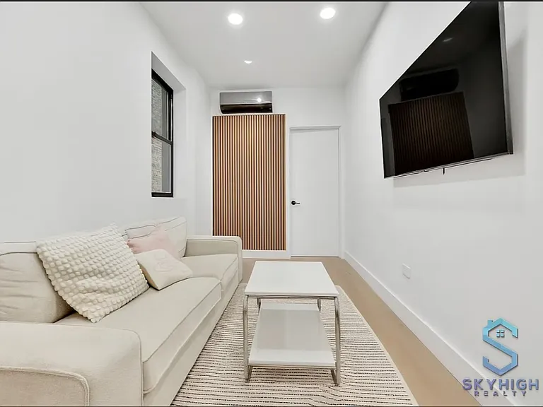 723 Knickerbocker Ave #1AA — Photo 1