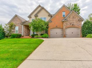 9581 Wiltshire Dr, Ooltewah, TN 37363