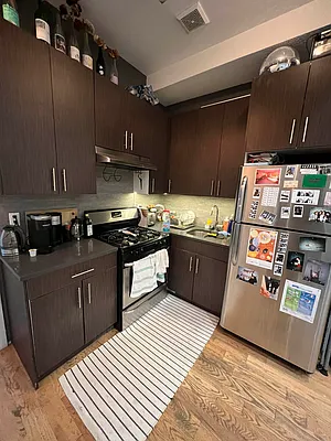 Rented by Delmark Realty LLC | media 27