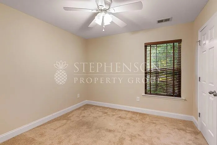 405 Abbeydale Way — Photo 24