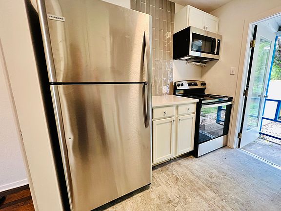 5th image of 1015 Haynes St #1015