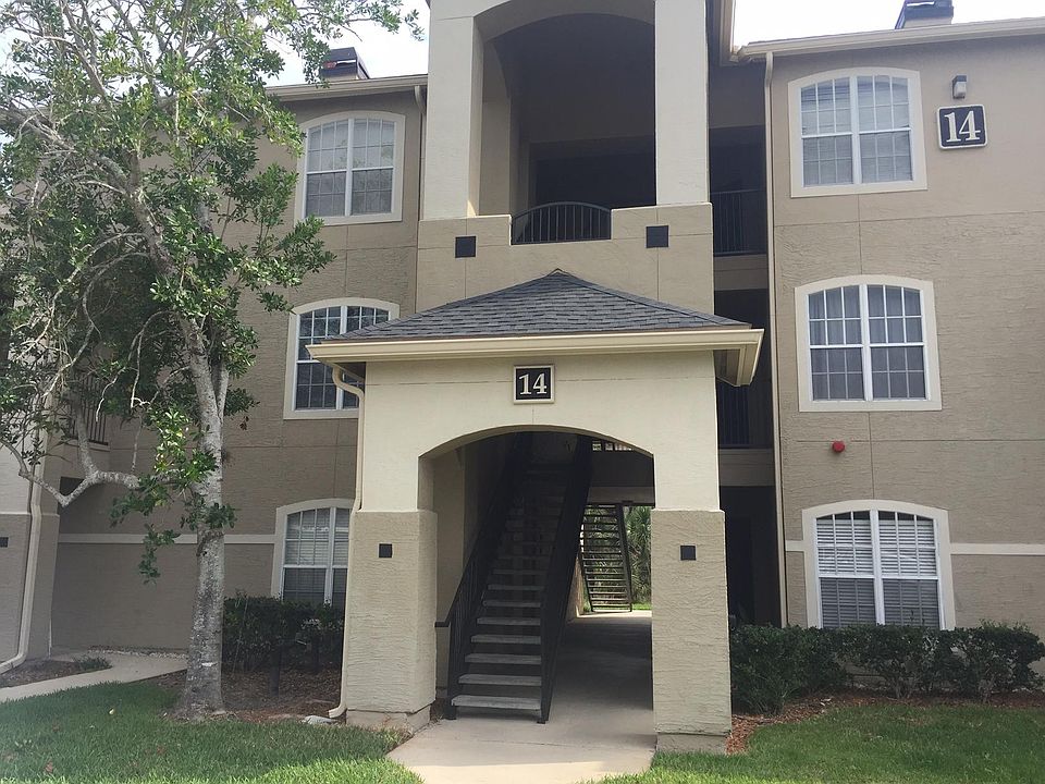 1st image of 1701 The Greens Way APT 1422