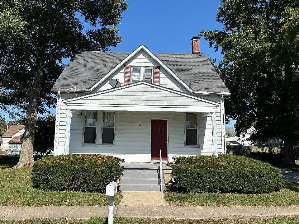 1st image of 104 E Ash St